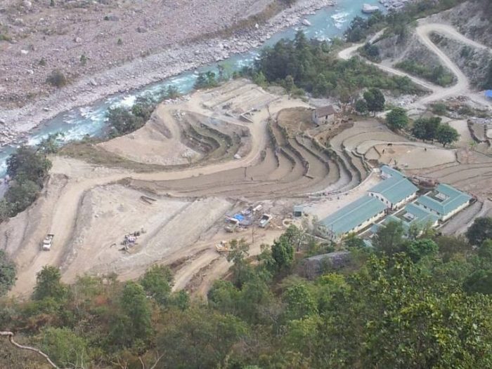 नयाँबानेश्वरको खरिबोटमा गोली चल्यो,व्यवसायी गौचन घाइते