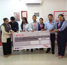 एन आई सी एशियाद्वारा बीमा रकम भुक्तानी