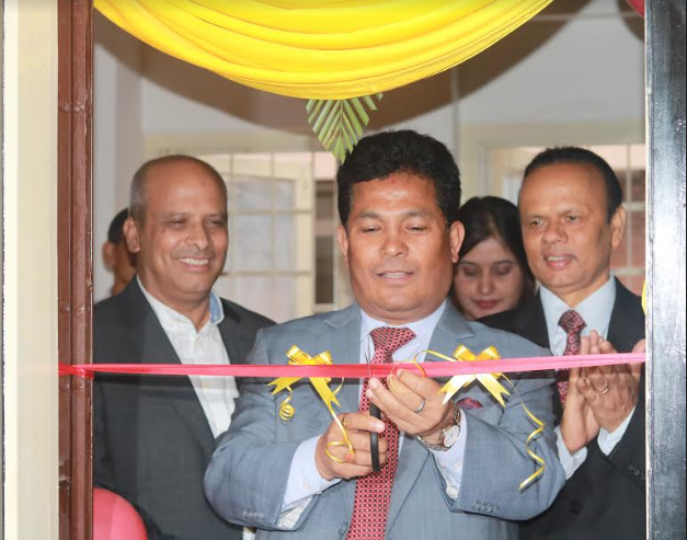 महालक्ष्मी विकास बैंकको शाखा ठमेलमा