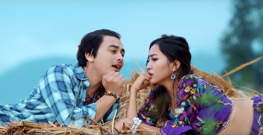 गीतकार अम्बिका गुरुङको ‘मखमली चोली २’ सार्वजनिक