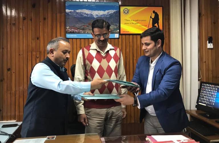 प्रभु मनी ट्रान्सफर र एच पी स्टेट कोअपरेटिभ बैकबीच सम्झौता