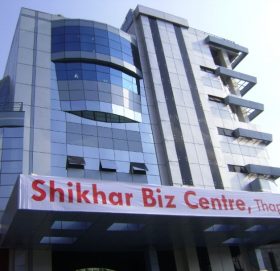 शिखर इन्स्योरेन्स खरिदकर्ता र बिक्रीकर्ता दुबैको चाप