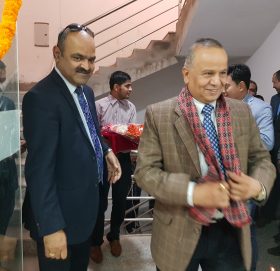 युनाईटेड फाइनान्सको एक पटक ७ वटा शाखा