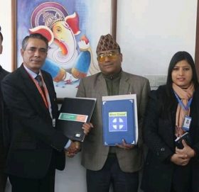 सेञ्चुरी कमर्सियल बैंक र ब्लु क्रस अस्पतालबीच सम्झौता