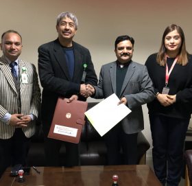 महालक्ष्मी विकास बैंक र चिरायु नेसनल हस्पिटल बीच सम्झौता