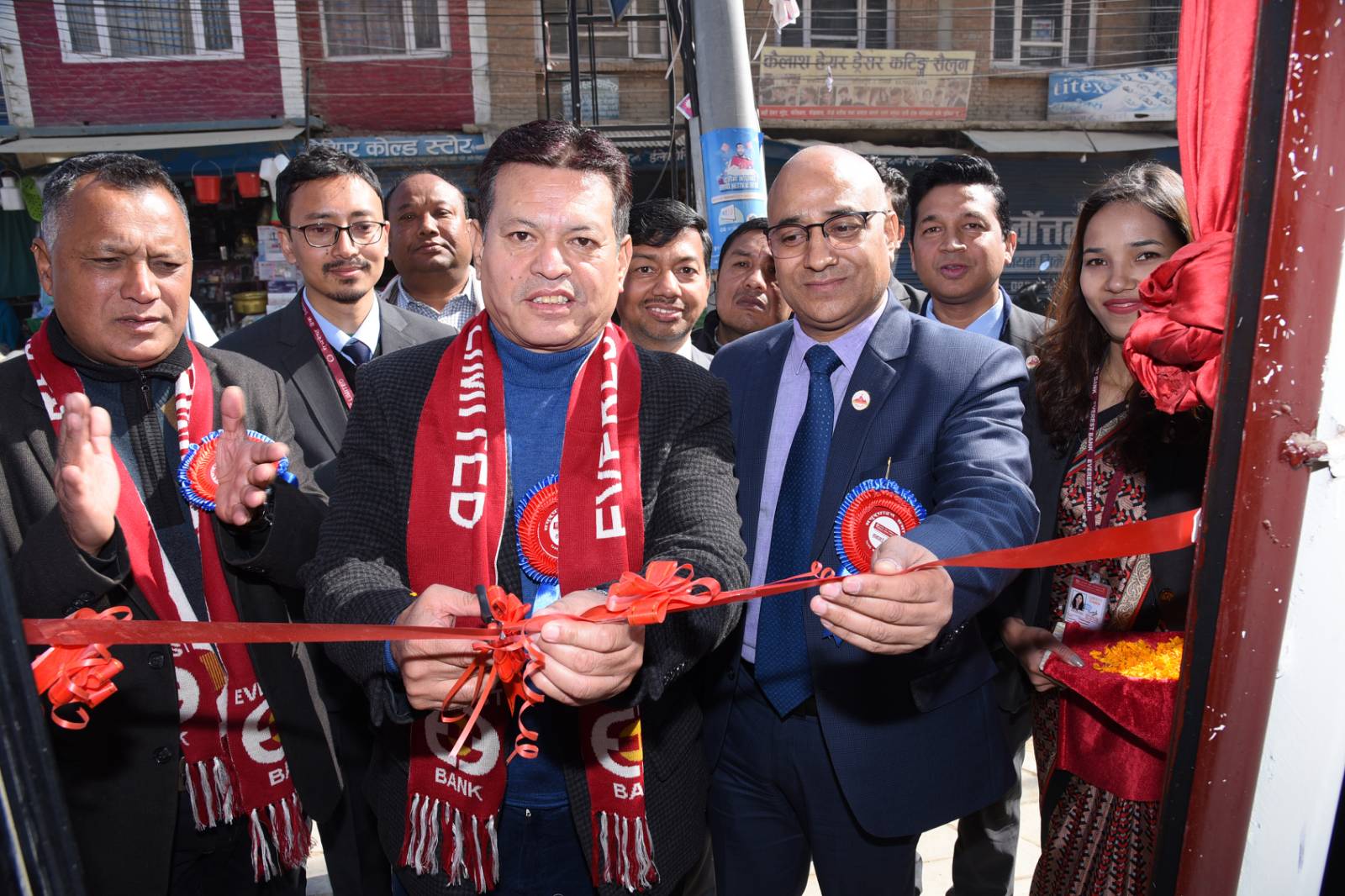 एभरेष्ट बैंकको नयाँ शाखा ललितपुरको सानोगाउँमा