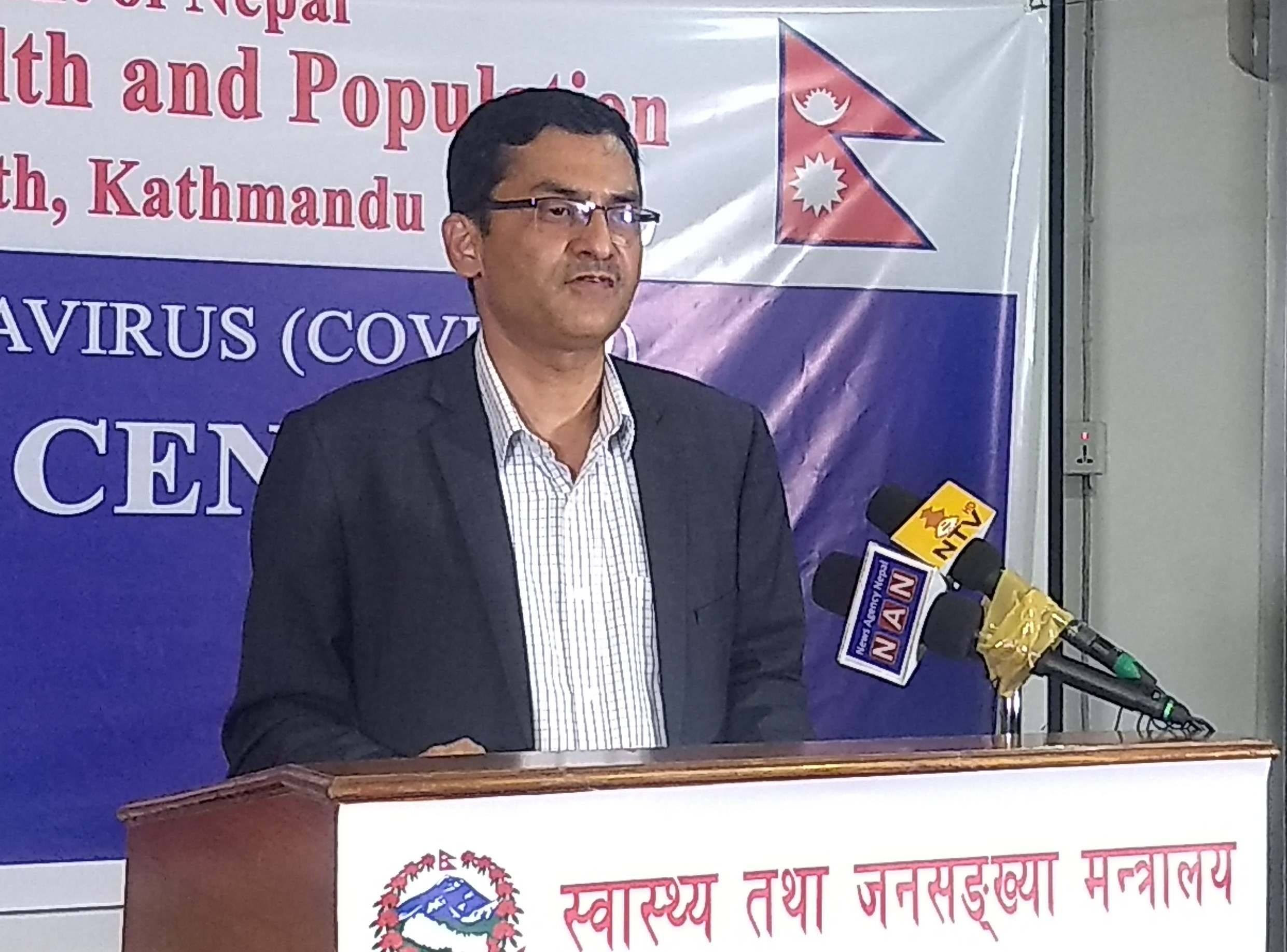 कोरोना संक्रमित १३ जना आइसोलेसनमा