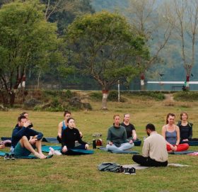 योग गरौँ, स्वस्थ बनौँ