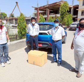 सनराइज बैंकको सुदूर पश्चिम प्रादेशिक कार्यालय मार्फत पिपिई हस्तान्तरण