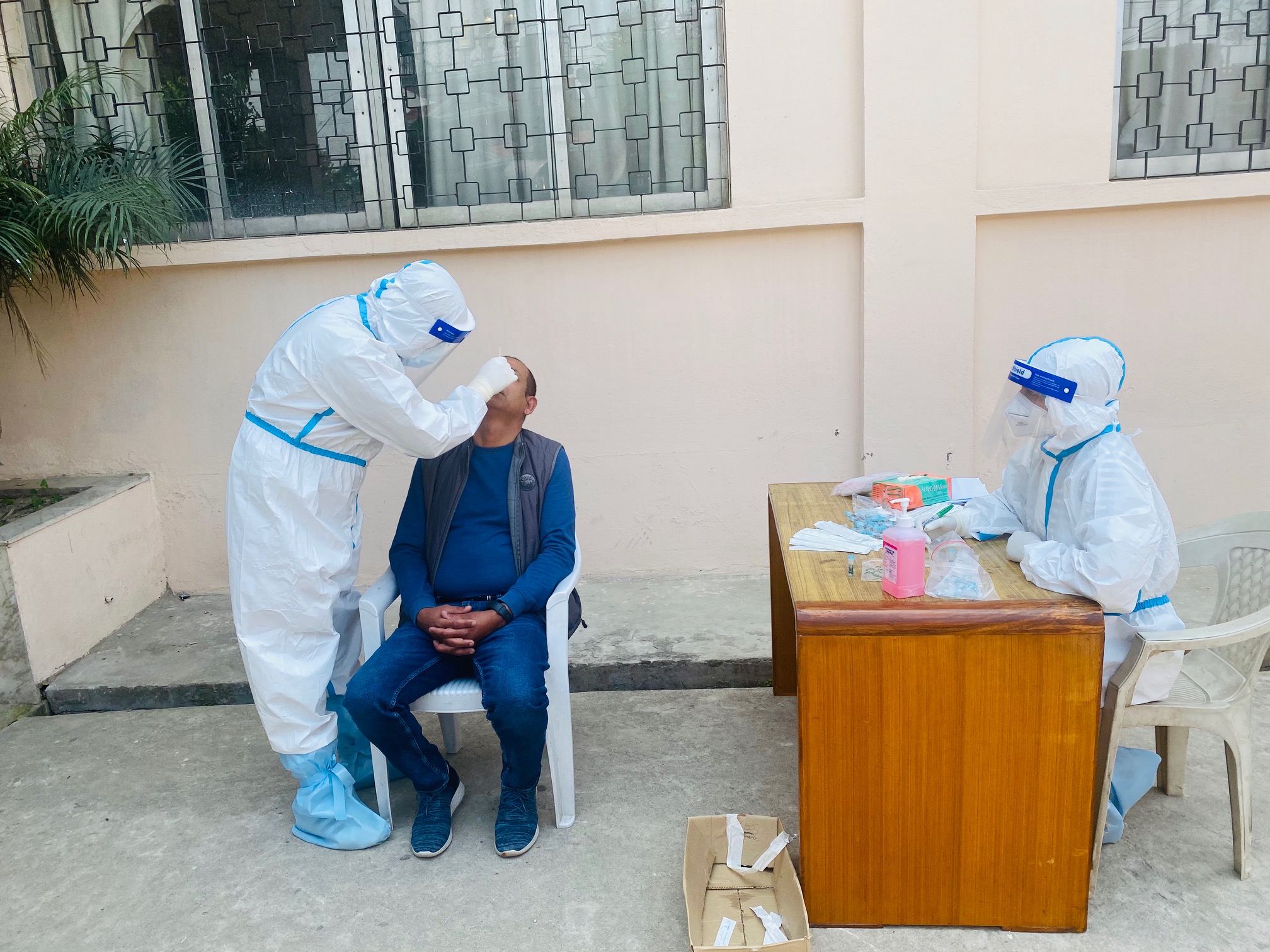 १ सय ९१ जना पत्रकारको पिसिआर विधिबाट कोरोना परिक्षणकालागि स्वाब संकलन