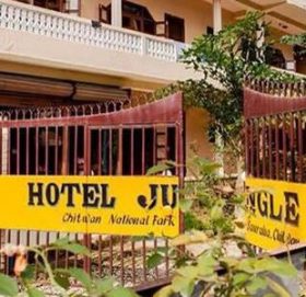 लकडाउन खुले पनि दशैँअघि सौराहाका होटल नखुल्ने