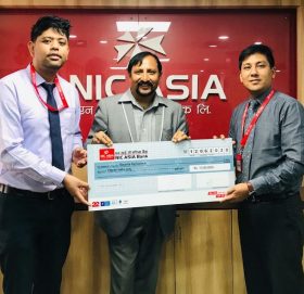 एनआईसी एशिया बैंकद्वारा ३० लाख घातक रोग बीमा दावी रकम भुक्तानी