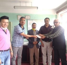 कोरोना बीमाको पहिलो दाबी भुक्तानी कृषि विकास बैंकका कोरोना पिडितलाई