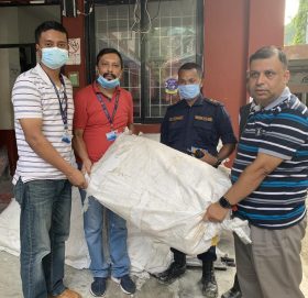 नेपाल इन्भेष्टमेन्ट बैंकद्वारा पहिरो पीडितलाई सहयाेग