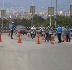 थपियो निषेधाज्ञा, सार्वजनिक यातायात पनि चल्ने