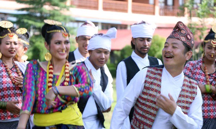 पूर्ण र मेलिनाको गीतमा दयाहाङ र रेबिकाको ठुम्का