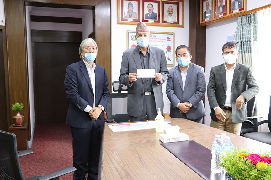 कोरोना नियन्त्रणका लागि प्रभु बैंकले सरकारलाई फेरि दियो १ करोड ३९ लाख