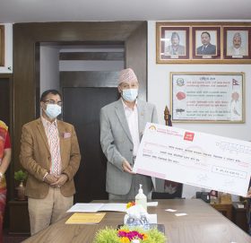 कोरोना कोषमा सनराइज बैंकले दियो ७९ लाख सहयोग