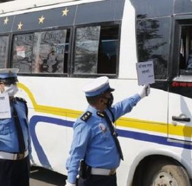 सार्वजनिक सवारीमा भाडादर नटाँसे कारबाही