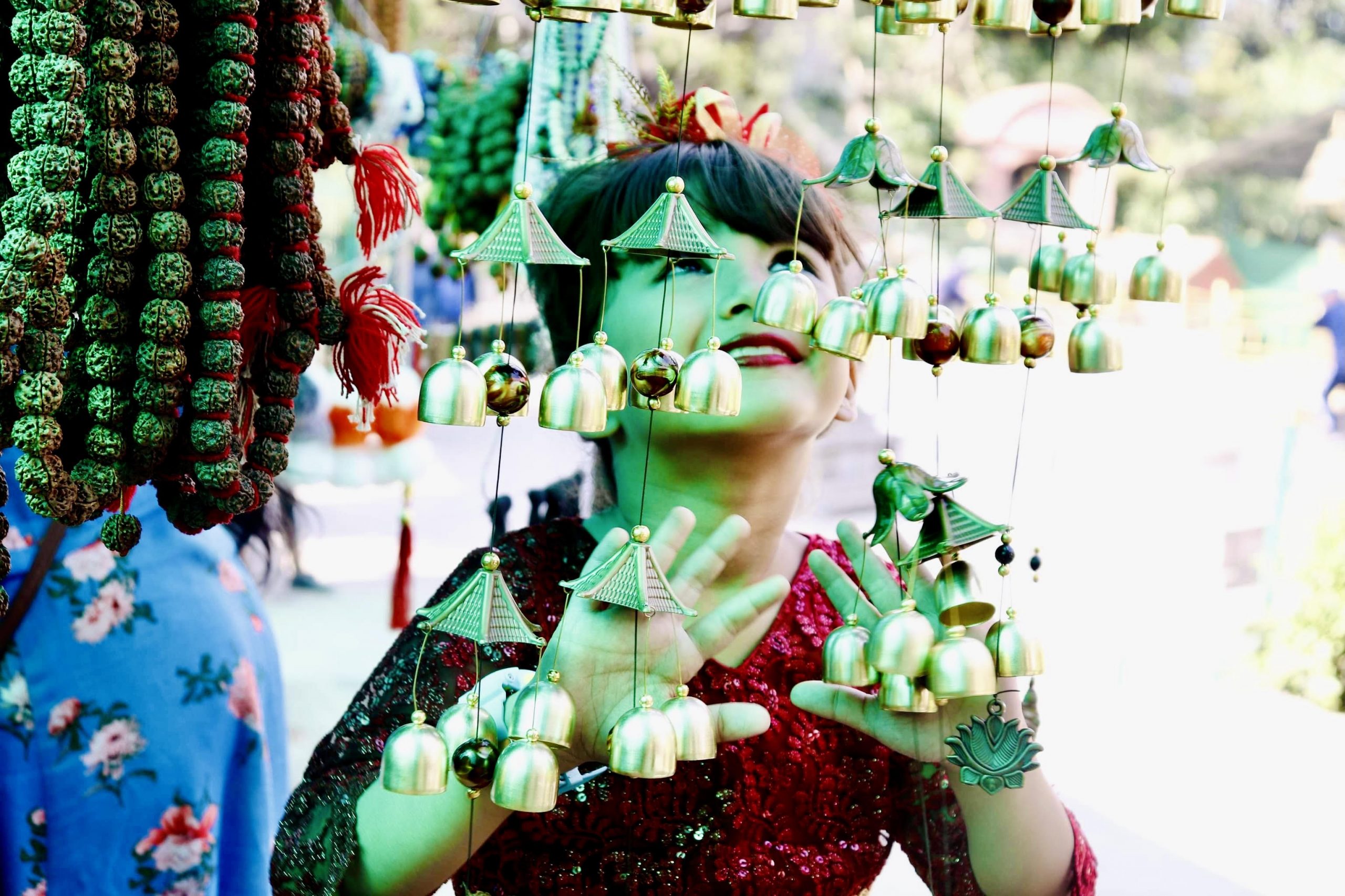 ६ देशलाई पछि पार्दै नेपालकी प्रिन्शा खड्काले जितिन ‘गोल्डेन क्विन अफ २०२०’  