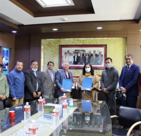 मेगा बैंकबाट सुनचाँदी महिला व्यवसायीहरुलाई बिनाधितो ब्याज अनुदान कर्जा