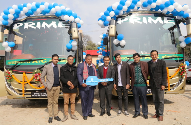 ‘भाइकिङ २२२ मोडलका बसहरु हस्तान्तरण