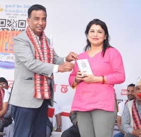 मलेखु बजार बन्यो डिजिटल बजार, क्युआर मार्फत भुक्तानी गर्न सकिने