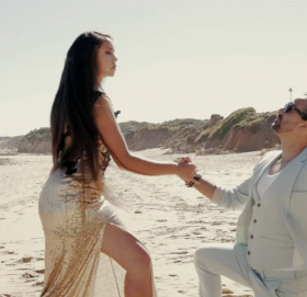 मेलबर्नबाट राज केसीले ल्याए ‘खुशी’ ( भिडियो )