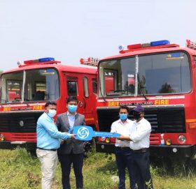 अशोक लेलैण्डका ९ थान बारुणयन्त्र (दमकल) प्रदेश नं. २ आन्तरिक मामिला तथा कानून मन्त्रालयलाई हस्तान्तरण