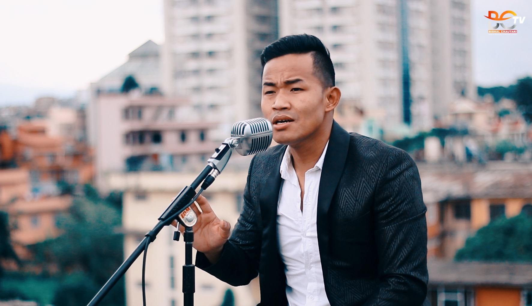 गायक इशान राईको ‘यो दिलमा’ गीत सार्वजनिक (भिडियो सहित)