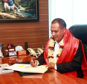 चुनौती स्वीकार्दै आएको छु, निराश बनाउँदिनः घिसिङ