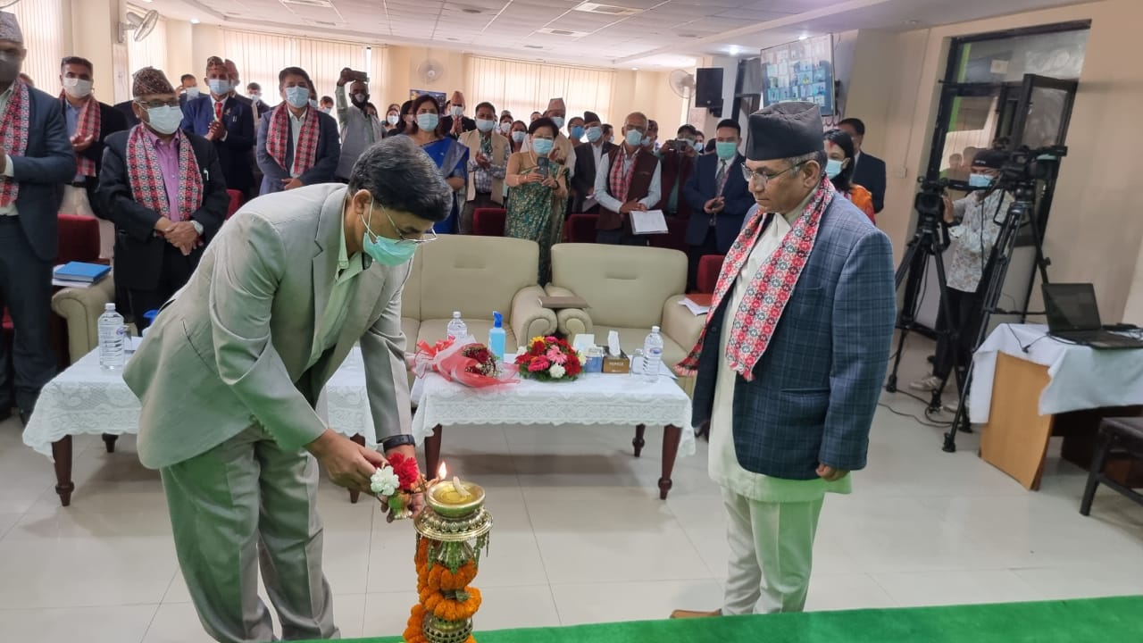 सहकारी बैंकको चेक क्लियरिङ नहुने नियम खारेज गर्ने अर्थमन्त्रीको घोषणा