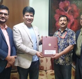 महालक्ष्मी विकास बैंक र ई सेवा मनी ट्रान्सफर बिच सम्झौता