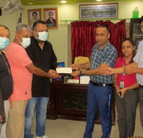 कुमारी बैंकद्धारा कोरोना महामारी नियन्त्रण कोषलाई सहयोग