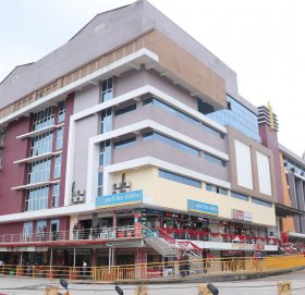 नयाँ बसपार्कमा लोत्से मल निर्माण