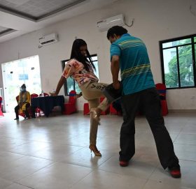 कुमारी बैंक लिमिटेडले महिलाहरुलाई आत्मरक्षा प्रशिक्षण दिँदै