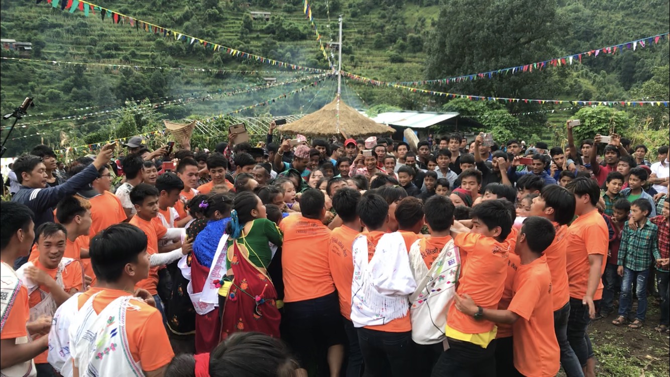 यसरी मनाइयो ‘सिस्नो खोस्ने’ पर्व