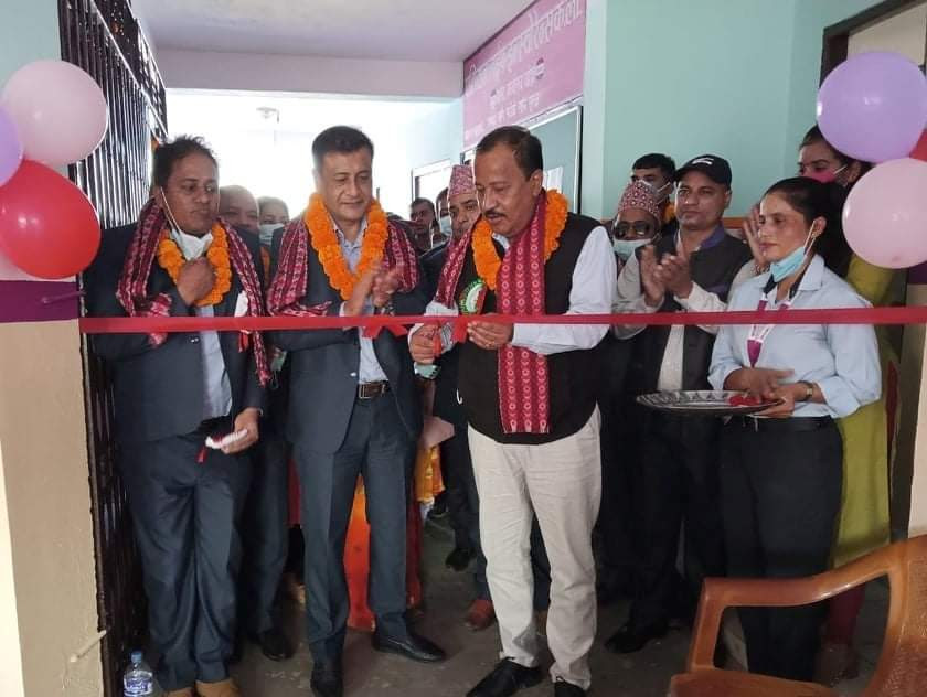 एशियन लाईफ इन्स्योरेन्सको धादिङ शाखा उद्घाटन