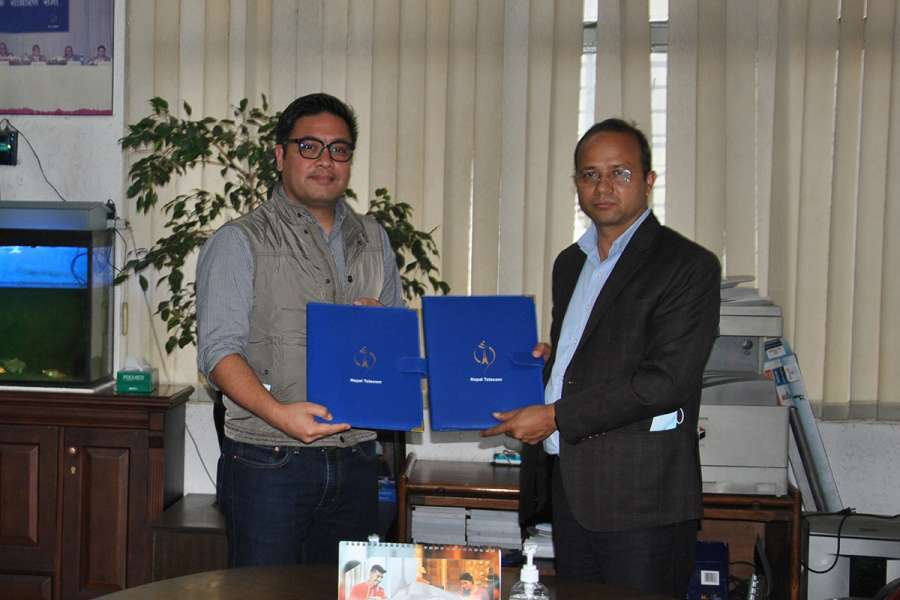 नेपाल टेलिकमले आइफोन किन्ने ग्राहकलाई डाटा प्याकेज उपलब्ध गराउने