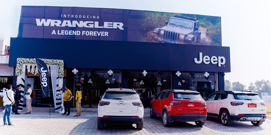 नेपालगञ्जमा जिपको ‘प्रिमियम’ सोरुम