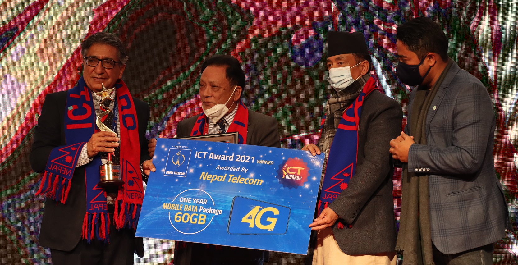 एफवानसफ्ट आइसिटी अवार्ड २०२१ सम्पन्न, यी हुन् १२ विधाका सर्वोत्कृष्ट विजेताहरु