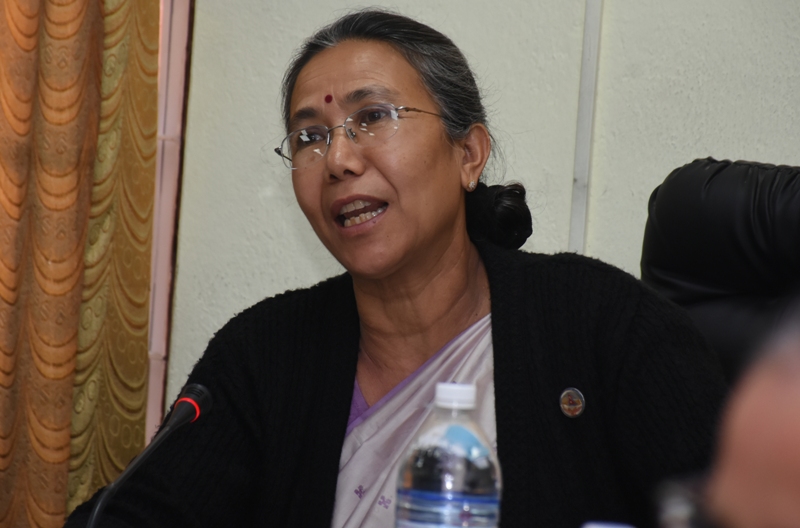 ब्याजदर बढाएर सहकारीलाई परेको समस्याको समाधान नहुने मन्त्री शशी श्रेष्ठको भनाइ