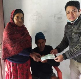 सूर्या लाइफले बीमितलाई गर्यो ५ लाखको दाबी भुक्तानी