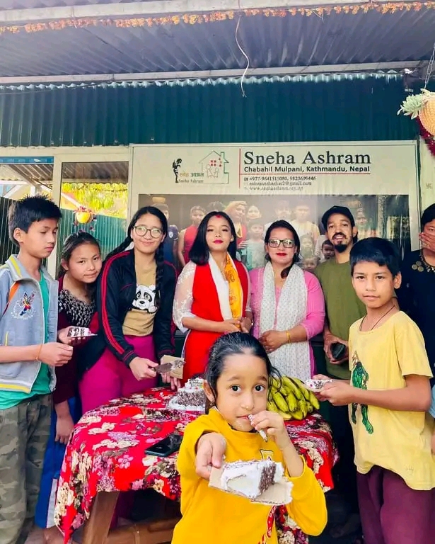 अनाथ बालबालिकासङ्ग गायिका भुमिकाले यसरी मनाइन आफ्नो जन्मदिन