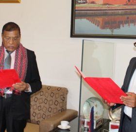 एनआईसी एशिया बैंकका नवनिर्वाचित अध्यक्ष अग्रवालद्वारा शपथ ग्रहण