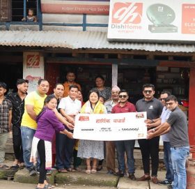 डिशहोमका ग्राहकले जिते एक लाख नगद