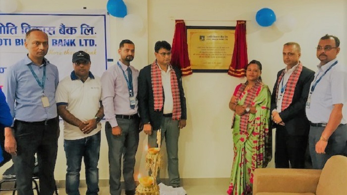 ज्योति विकास बैंकको मणिग्राम र परासी शाखा उद्घाटन