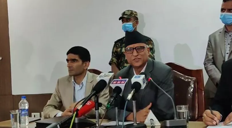 डिजेलमा २८ रुपैयाँ र पेट्रोलमा २० रुपैयाँ कर कटौती गरे संगै डिजेल प्रतिलिटर १६४ र पेट्रोल १७९ रुपैयाँ पर्ने