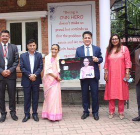 सनराइज बैंकका ग्राहकहरुले अब आफ्नै फोटो आफ्नै कार्डमा राख्न सकिने सुविधाको शुरुवात