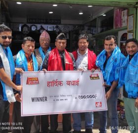 कुलबहादुर घिसिङले जिते डिशहोममा १ वर्षको रिचार्ज गर्दा नगद रु. १ लाख